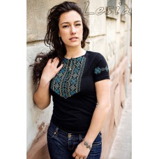 Embroidered t-shirt "Lace - Blue on Black" maxi embroidery